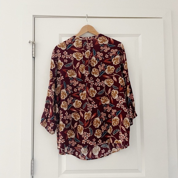 NWT StitchFix Daniel Rainn Amely Split Neck Top Burgundy Floral 2X - Picture 4 of 8